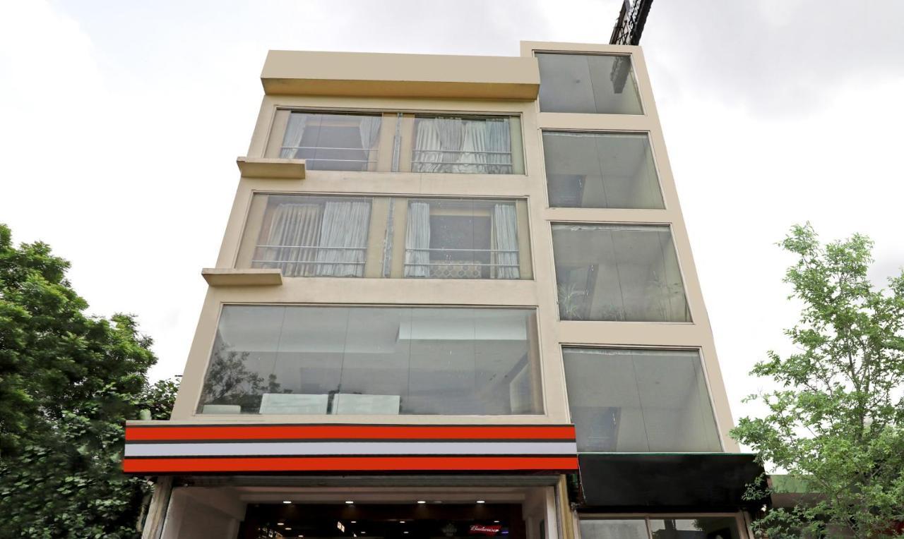 Treebo Galaxy Rooms Új-Delhi Kültér fotó