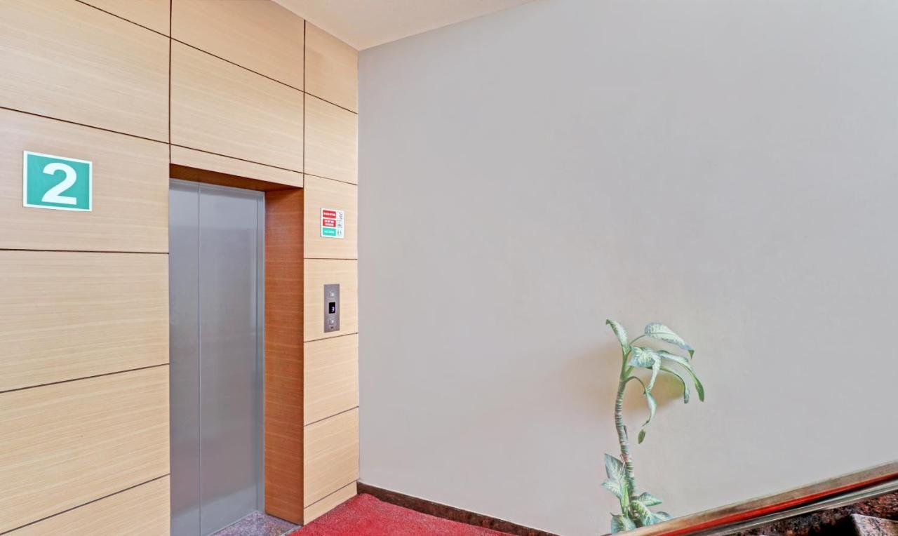 Treebo Galaxy Rooms Új-Delhi Kültér fotó
