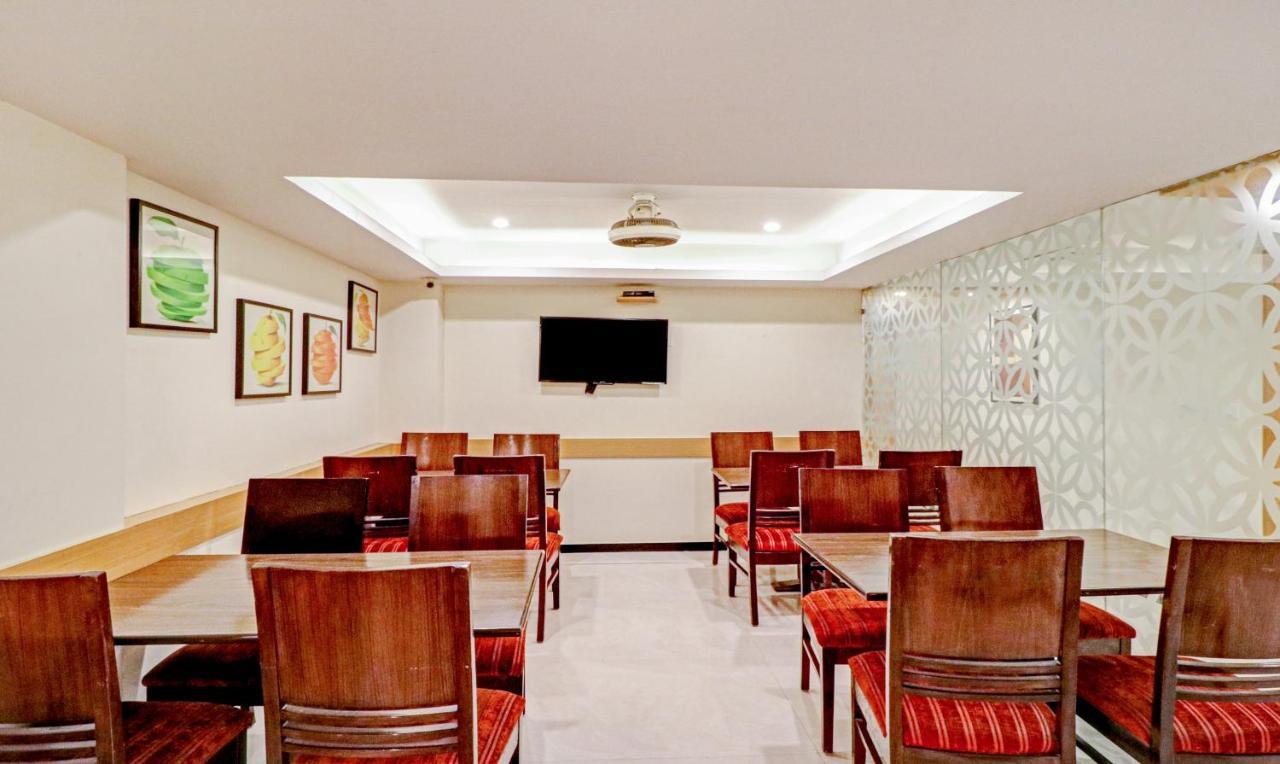 Treebo Galaxy Rooms Új-Delhi Kültér fotó