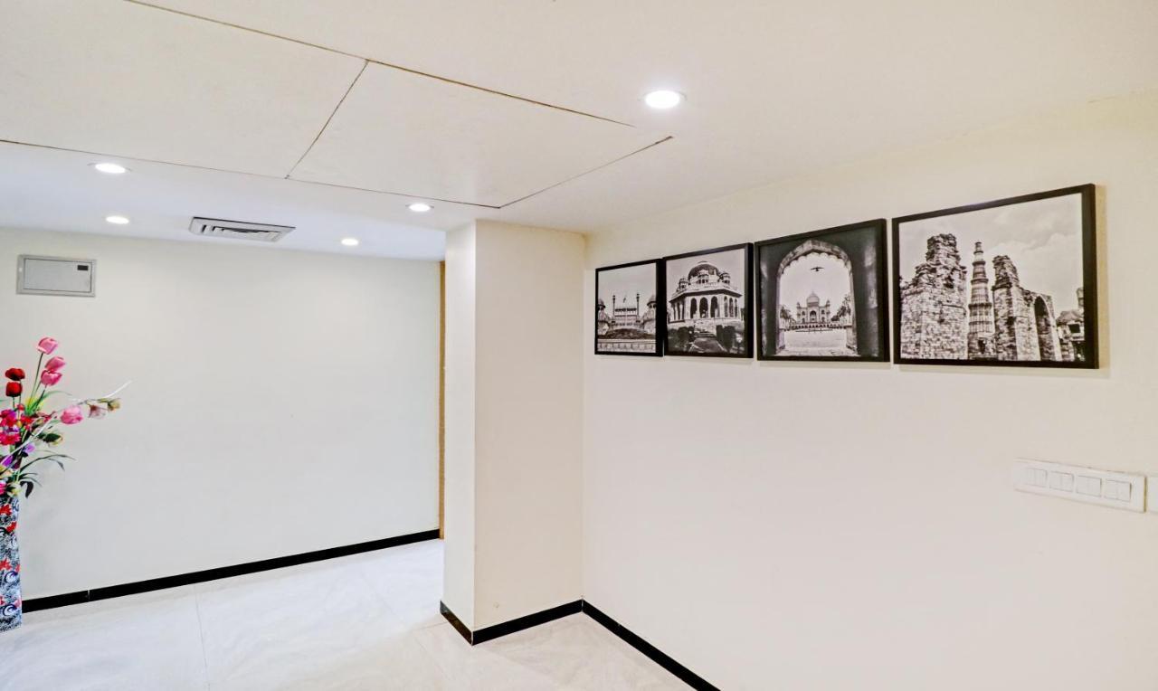 Treebo Galaxy Rooms Új-Delhi Kültér fotó