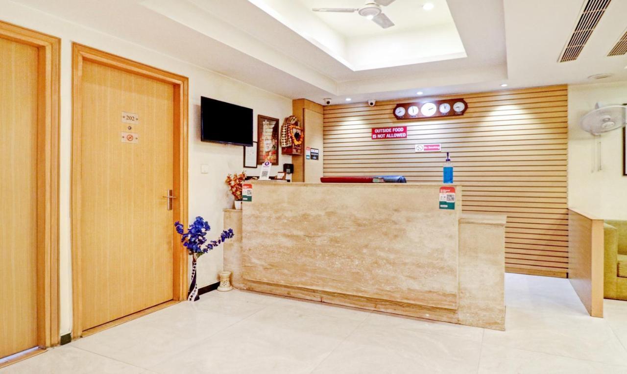 Treebo Galaxy Rooms Új-Delhi Kültér fotó