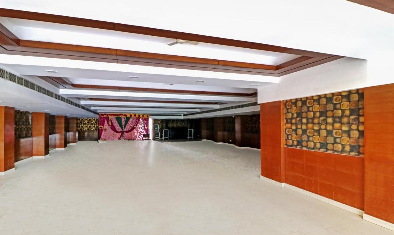 Treebo Galaxy Rooms Új-Delhi Kültér fotó
