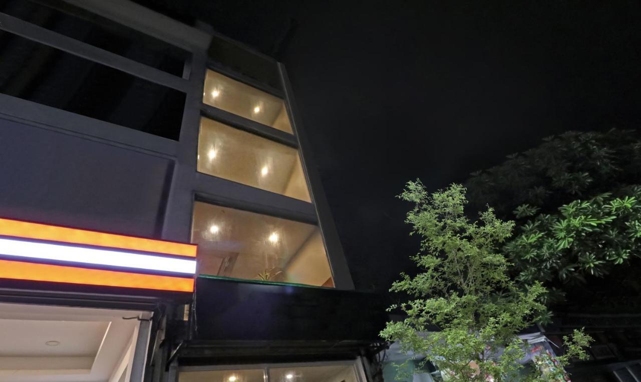 Treebo Galaxy Rooms Új-Delhi Kültér fotó