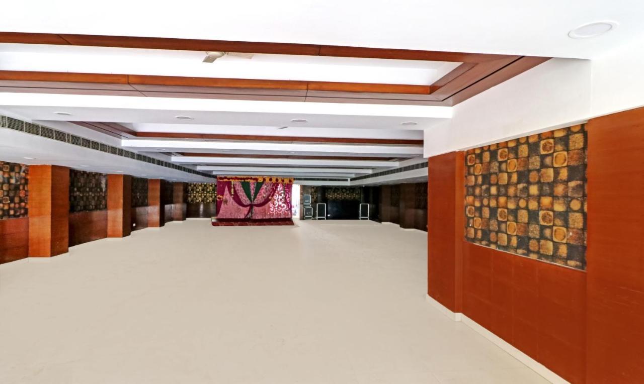 Treebo Galaxy Rooms Új-Delhi Kültér fotó