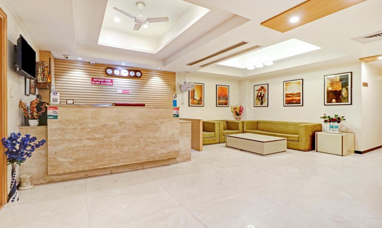 Treebo Galaxy Rooms Új-Delhi Kültér fotó